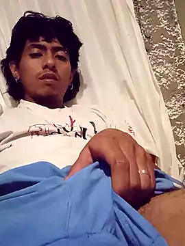 SkinniYamo online show from 02-23-26, 04:43