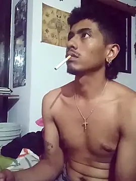 SkinniYamo online show from 03-19-26, 12:03