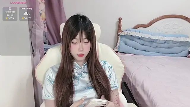 Vivian-88 online show from 03-26-26, 01:33