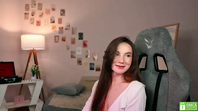 Snapshot of yourfrenchteacher chatting on 11-12-25, 04:24 yourfrenchteacher online show from 11-12-25, 04:24