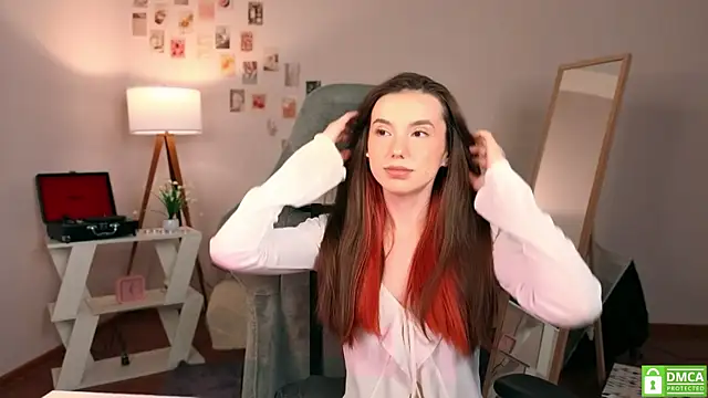 Snapshot of yourfrenchteacher chatting on 11-20-25, 05:18 yourfrenchteacher online show from 11-20-25, 05:18