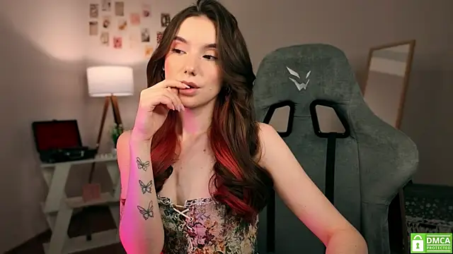 Snapshot of yourfrenchteacher chatting on 12-03-25, 05:15 yourfrenchteacher online show from 12-03-25, 05:15