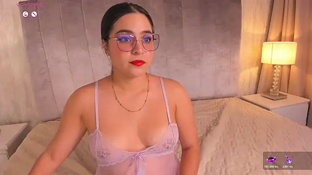 Melanie hillz online show from 04-23-26, 08:33