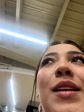 Snapshot of Hannahpradaa_ chatting on 11-12-25, 12:00 Hannahpradaa online show from 11-12-25, 12:00