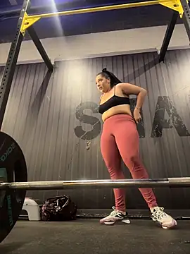 Snapshot of Hannahpradaa_ chatting on 11-21-25, 06:39 Hannahpradaa online show from 11-21-25, 06:39