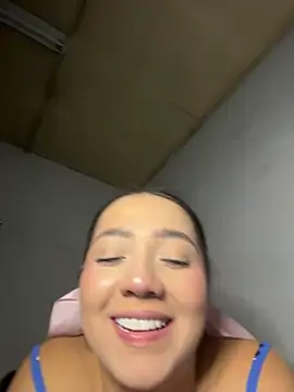 Snapshot of Hannahpradaa_ chatting on 12-17-25, 11:33 Hannahpradaa online show from 12-17-25, 11:33