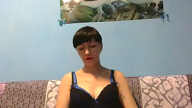 IffetLove42 online show from 04-19-26, 06:32