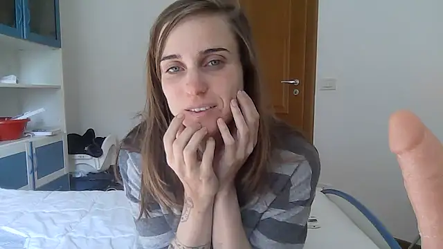 SinnEmily online show from 03-23-26, 09:46