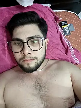 Snapshot of Mstfaavan64 chatting on 03-04-26, 02:17 Mstfaavan64 online show from 03-04-26, 02:17