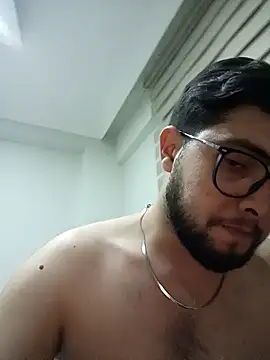 Snapshot of Mstfaavan64 chatting on 03-07-26, 10:07 Mstfaavan64 online show from 03-07-26, 10:07