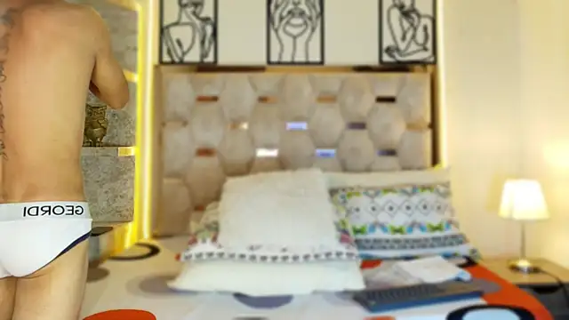 Andrew Haalls online show from 12-21-25, 08:05