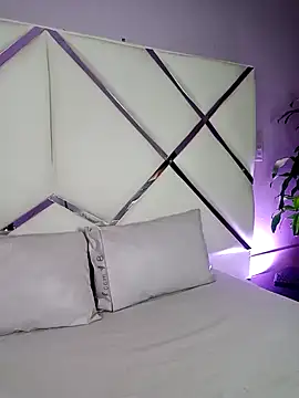 SweetPetiite online show from 11-06-25, 12:28