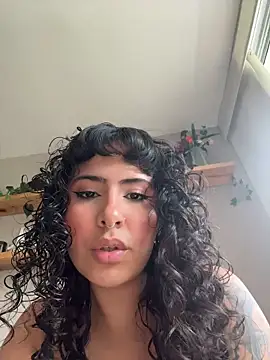 SugarTroubl33 online show from 04-23-26, 02:52