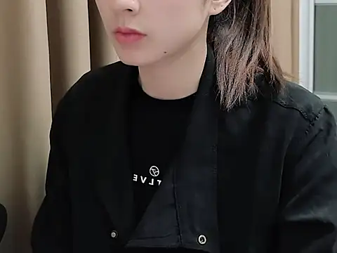 lvy-002 online show from 10-31-25, 03:29