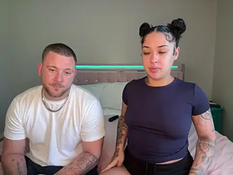 Snapshot of thepornplugz chatting on 04-11-26, 05:17 thepornplugz online show from 04-11-26, 05:17