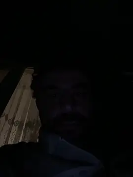 Snapshot of richeart87 chatting on 12-14-25, 01:11 richeart87 online show from 12-14-25, 01:11