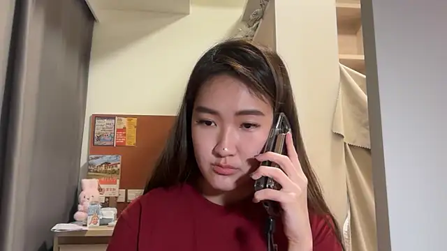 Snapshot of AlishaCheng chatting on 12-18-25, 12:55 AlishaCheng online show from 12-18-25, 12:55