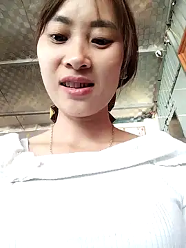 Em xinh01 online show from 11-27-25, 06:15