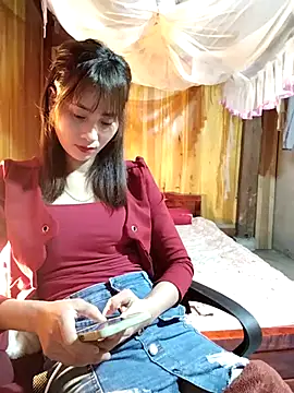 Em xinh01 online show from 12-20-25, 01:29