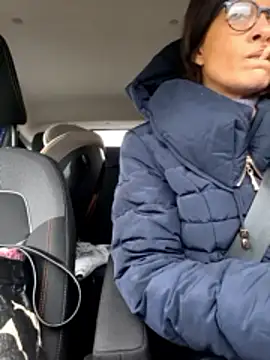 Piediniecollant online show from 11-24-25, 11:10