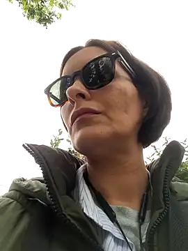 Piediniecollant online show from 04-13-26, 10:21