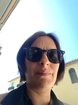 Piediniecollant online show from 04-27-26, 10:13