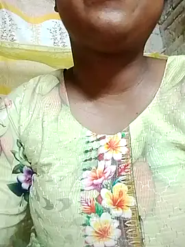 Liza0103 online show from 04-17-26, 05:05