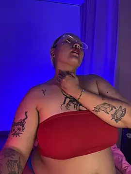 pinkbaddie777 online show from 02-01-26, 03:27