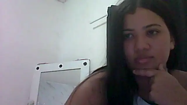 Snapshot of morenahhwy chatting on 11-26-25, 12:11 morenahhwy online show from 11-26-25, 12:11