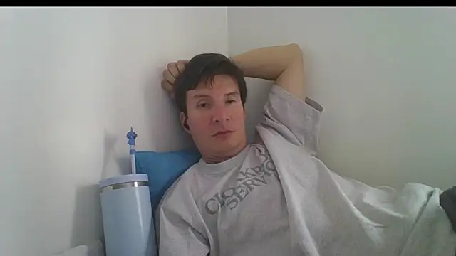 carliesexyman online show from 11-13-25, 03:33