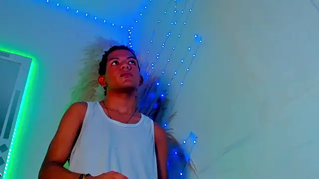 wild best online show from 11-10-25, 07:57