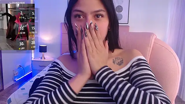 Snapshot of KikiVelvet chatting on 11-04-25, 08:41 KikiVelvet online show from 11-04-25, 08:41