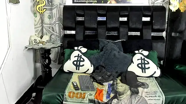 Snapshot of Latin_Duo13 chatting on 11-23-25, 07:57 Latin Duo13 online show from 11-23-25, 07:57