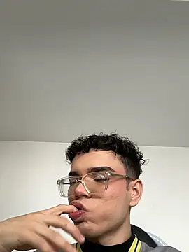 Matthew Foxx  online show from 10-30-25, 06:30