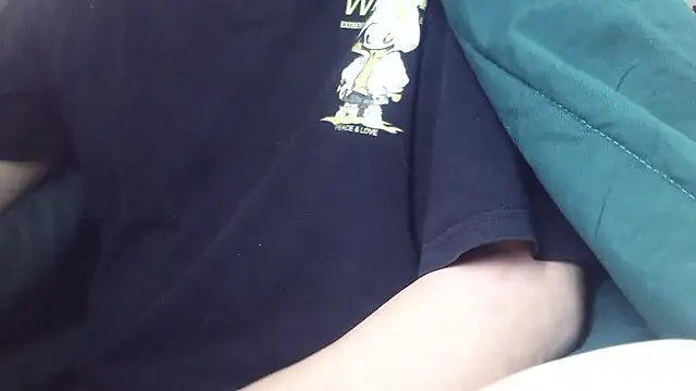 Stripholyday online show from 10-30-25, 05:31