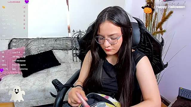 Snapshot of Sunshine_bx chatting on 10-31-25, 07:15 Sunshine bx online show from 10-31-25, 07:15