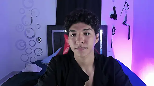 Snapshot of Maximiliano_Khalil chatting on 11-13-25, 07:46 Maximiliano Khalil online show from 11-13-25, 07:46