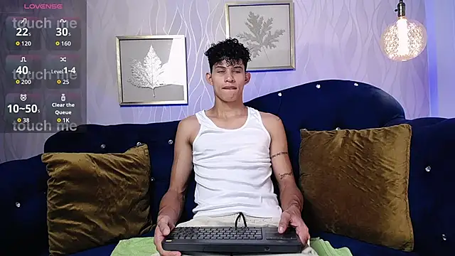 KamiSuarez online show from 02-09-26, 06:45