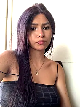 Snapshot of Kim_Luna1 chatting on 12-13-25, 08:36 Kim Luna1 online show from 12-13-25, 08:36