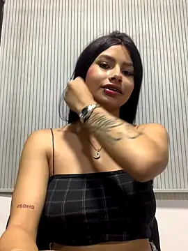 Snapshot of Kim_Luna1 chatting on 12-14-25, 08:41 Kim Luna1 online show from 12-14-25, 08:41