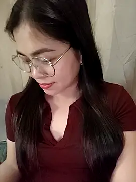 Bamboo-niee123 online show from 04-08-26, 03:17