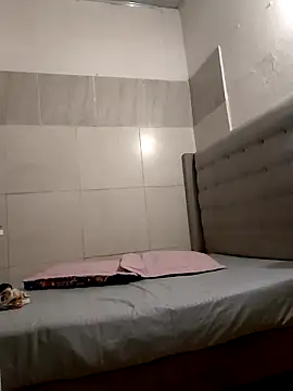 Snapshot of Hairy_ptt chatting on 11-23-25, 04:07 Hairy ptt online show from 11-23-25, 04:07