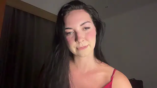 Snapshot of Bae_Belle chatting on 11-08-25, 02:17 Bae Belle online show from 11-08-25, 02:17