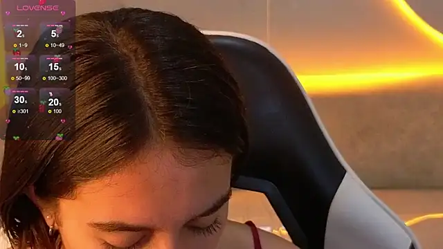 Snapshot of Nikka_Tx chatting on 12-20-25, 03:30 Nikka Tx online show from 12-20-25, 03:30