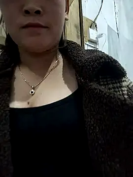 Snapshot of misa50220 chatting on 10-29-25, 12:07 misa50220 online show from 10-29-25, 12:07