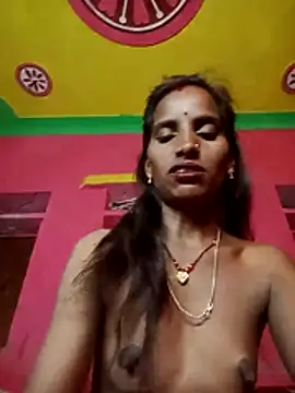 Snapshot of Anju_setty chatting on 11-21-25, 08:07 Anju setty online show from 11-21-25, 08:07