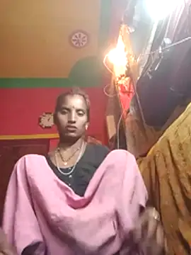 Snapshot of Anju_setty chatting on 12-04-25, 07:44 Anju setty online show from 12-04-25, 07:44