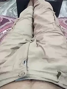 jonney8638 online show from 10-30-25, 03:46