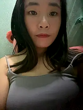 Snapshot of Elysia-007 chatting on 11-16-25, 12:33 Elysia-007 online show from 11-16-25, 12:33