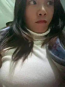 Snapshot of Elysia-007 chatting on 12-05-25, 05:49 Elysia-007 online show from 12-05-25, 05:49